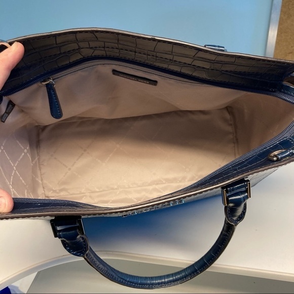 MICHAEL KORS Navy Blue Crocodile Embossed Leather Selma Tote Satchel - Picture 8 of 16